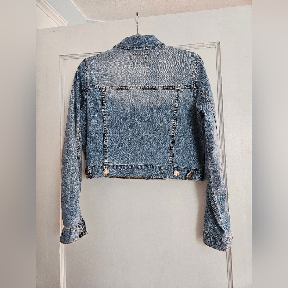 Forever 21 Cropped Denim Jacket - Picture 2 of 5